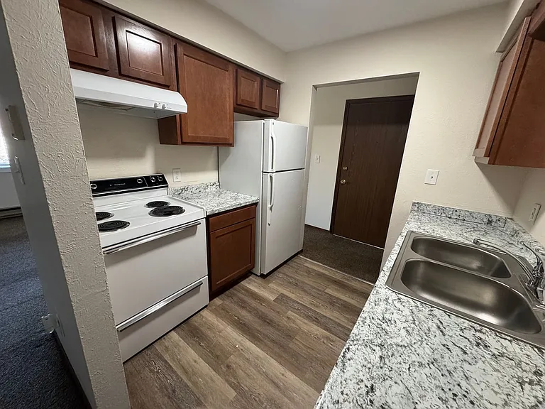 Mill Street Sylvania Apartments — Photo 14