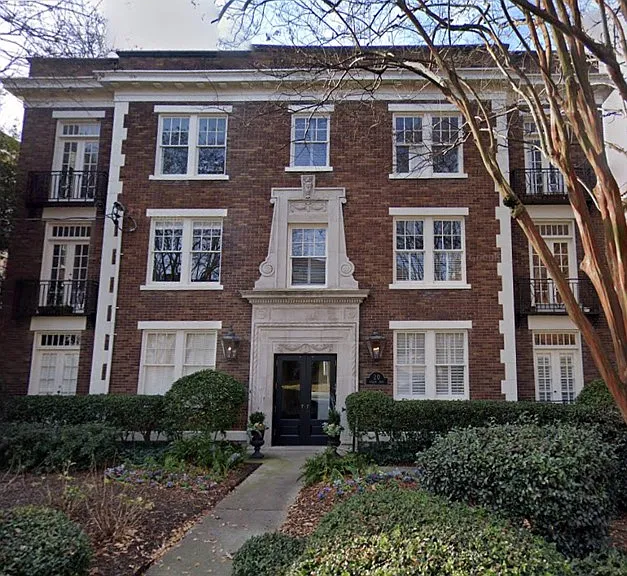 20 Collier Rd NW — Photo 1