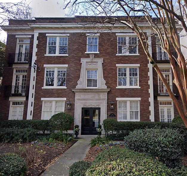 1st image of 20 Collier Rd NW