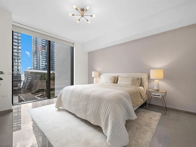 88 SW 7th St #809 — Photo 11
