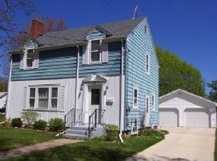 55 E 15th St, Clintonville, WI 54929