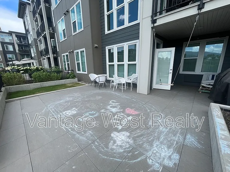 1800 Richter St #109 — Photo 8