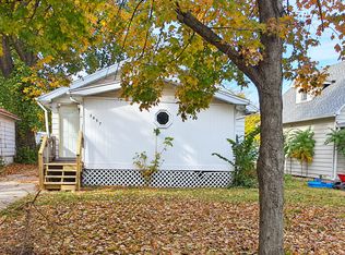 2057 N Charles St, Decatur, IL 62526