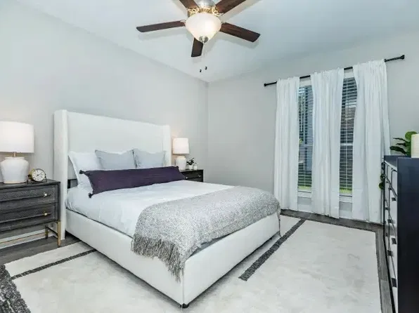 Cali Crossing Apartments