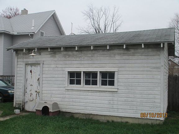 4th image of 308 Willow St