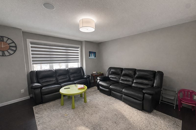 Fort Saskatchewan House for rent - 3 Bedrooms — photo 4