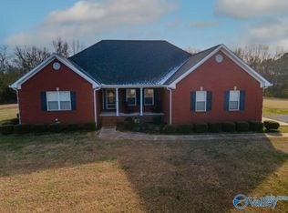 71 Toby Cir, Boaz, AL 35957