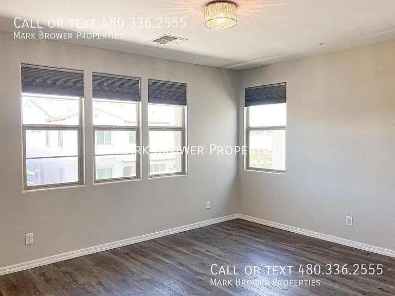 3878 E Oxford Ln — Photo 19