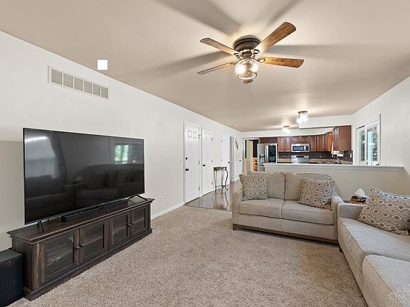 4th image of 1494 Lost Lake Ct