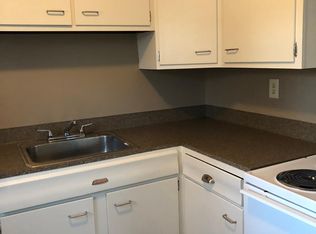 505 NW Westvale Cir APT A, Lees Summit, MO 64081