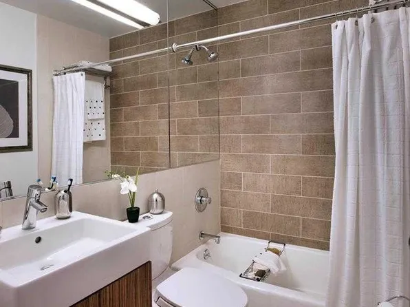200 East 82nd Street image 8 of 8