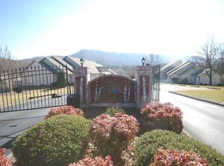 1908 Birchfield Pvt Ct, Kingsport, TN 37660
