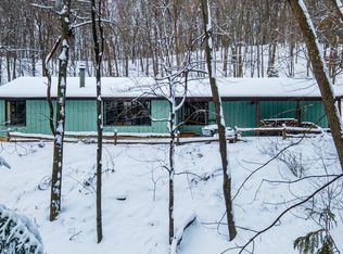 2548 Woodhaven Rd, Eau Claire, WI 54703