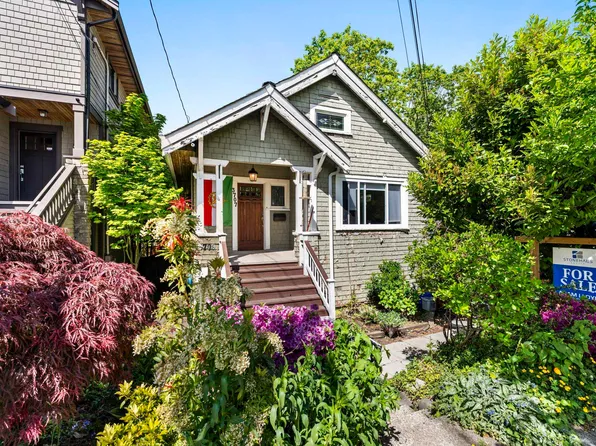 3707 Inverness St, Vancouver, BC V5V 4V8