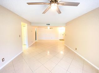 612 NW 13th St APT 27, Boca Raton, FL 33486