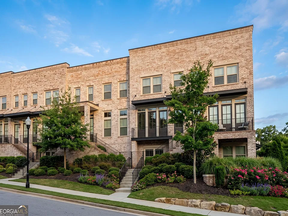 67 Weston Dr
