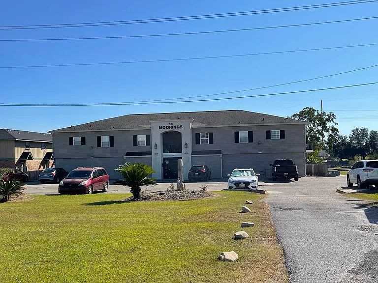 4854 Pontchartrain Dr #2 — Photo 3
