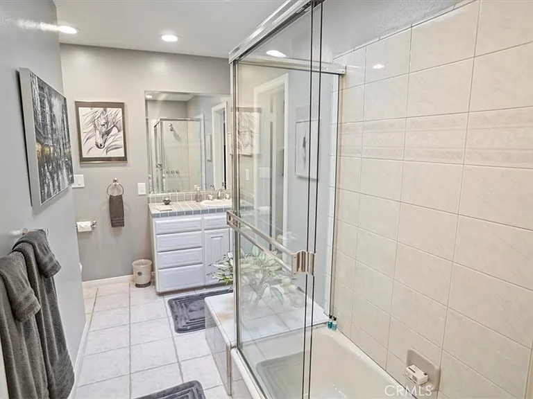 10419 Bloomfield St — Photo 17