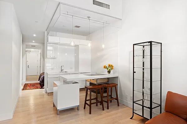 Rented by Compass | media 2