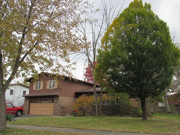 2nd image of 5201 Roberta Ln