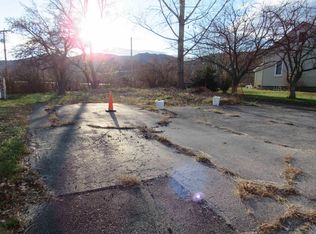 21 Union St, Gorham, NH 03581