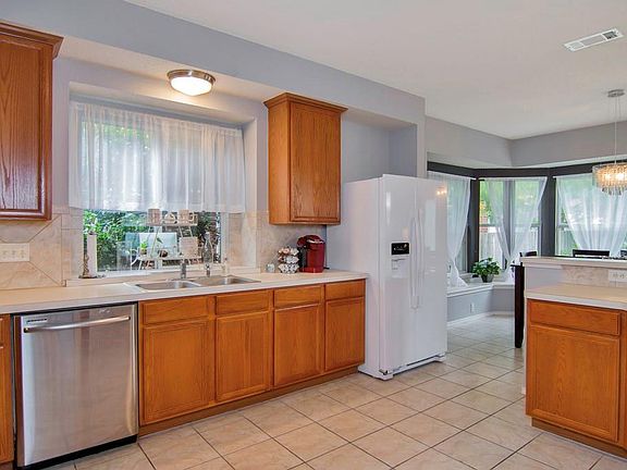4th image of 5521 Eastwedge Dr