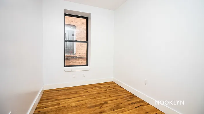 Rented by Nooklyn NYC LLC | media 50
