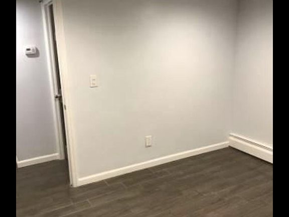 4th image of 98 Wellman Ave
