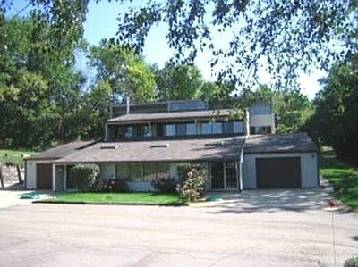 1st image of 3 Timberlane Dr