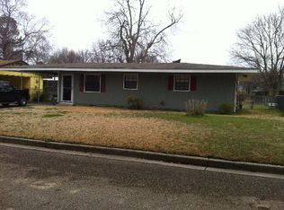 205 Willow Dr, Vicksburg, MS 39180