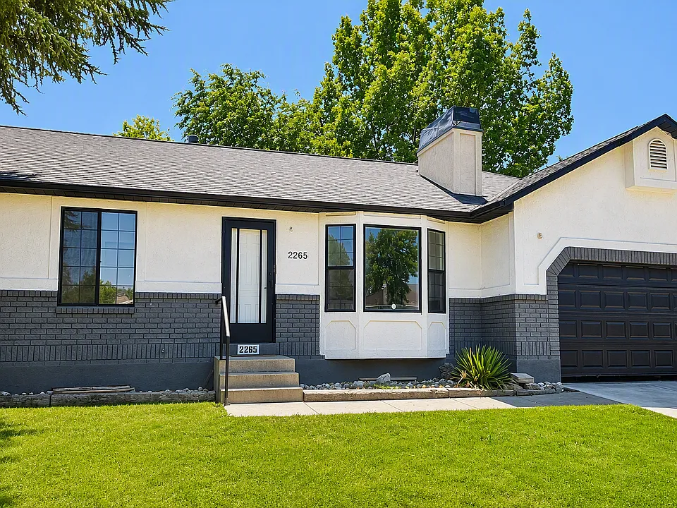 2265 W Marvinwood Dr