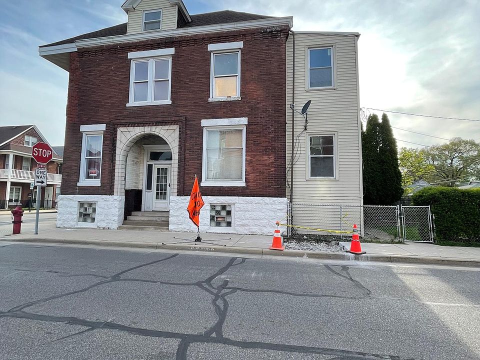 1st image of 2018 New York Ave #1