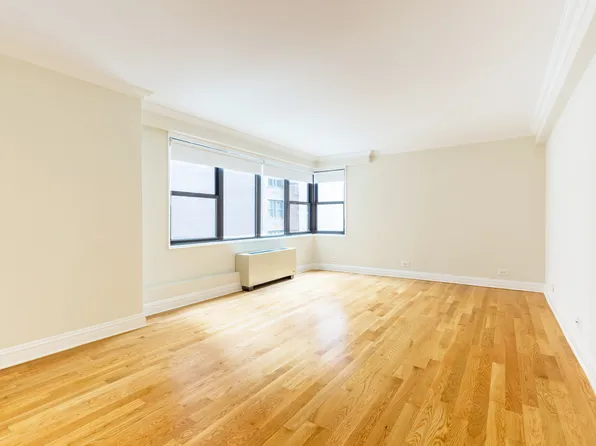 141 East 33rd Street image 1 of 4