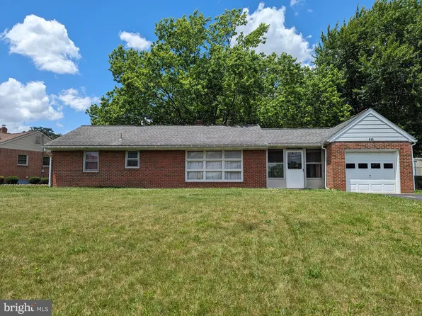 818 Park St #26, Waynesboro, PA 17268