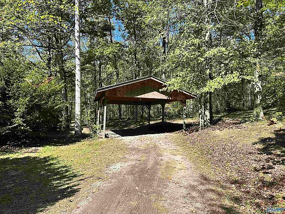 2nd image of 218 County Road 637