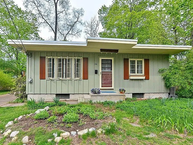36 Draper Ave — Photo 23