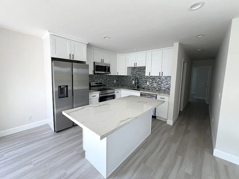 2282 W Dunlop St — Photo 4