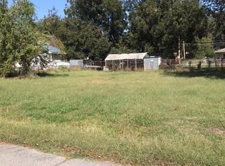 215 NW 5th St, Spiro, OK 74959