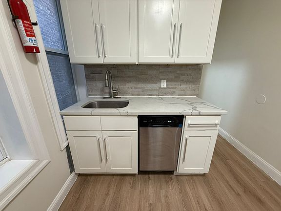 2nd image of 5111 Palisade Ave #19E