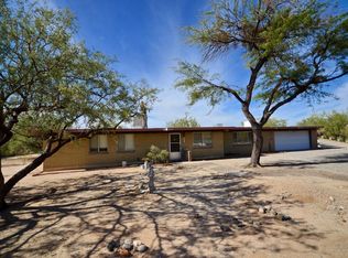 8901 N Calle Loma Linda, Tucson, AZ 85704