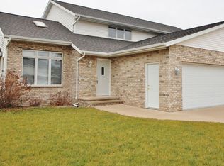 N307 Eastowne Ct, Appleton, WI 54915