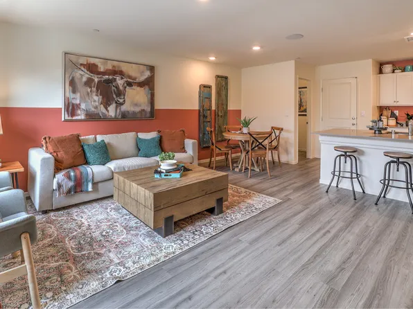 6958 Lynbridge St, Las Vegas, NV 89166