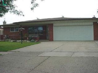 13342 De Mott Ct, Warren, MI 48088