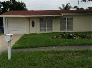 6951 Harding St, Hollywood, FL 33024