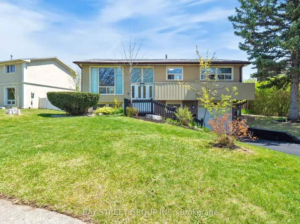 6119 Wabukayne Ct, Mississauga, ON L5N 2B1