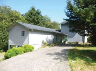 2112 Ilahee Pl, Ilwaco, WA 98624