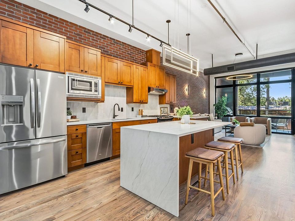 1st image of 210 W Magnolia St #240