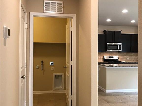 3rd image of 2436 Merton Dr
