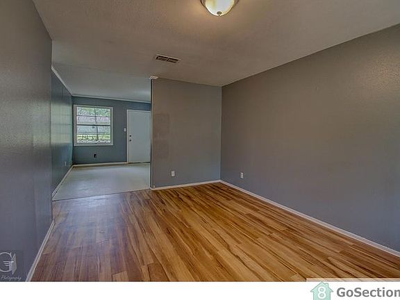 3rd image of 634 Damaka Dr