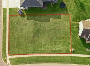 3206 8th Ave NW, Faribault, MN 55021